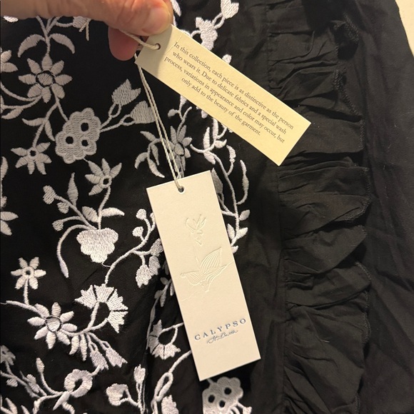 Calypso St. Barth Black & White Embroidered Cotton Boho Blouse NWT SZ Small - Picture 4 of 11